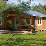 Lepametsa Holiday park 3*