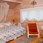 Holiday park Lepametsa Nasva (Saare)