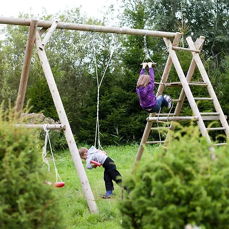 Prázdninový areál Lepametsa 3*